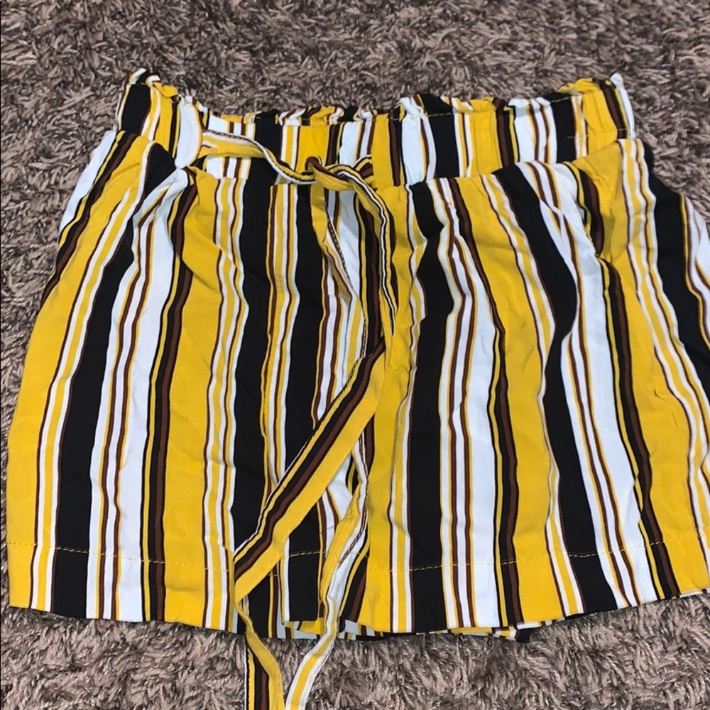 vertical paper bag shorts
